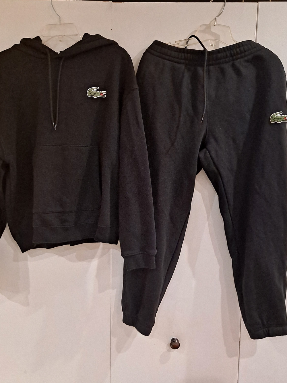 Lacoste Unisex Thick Black Fleece Alligator Logo MED Jogging Suit